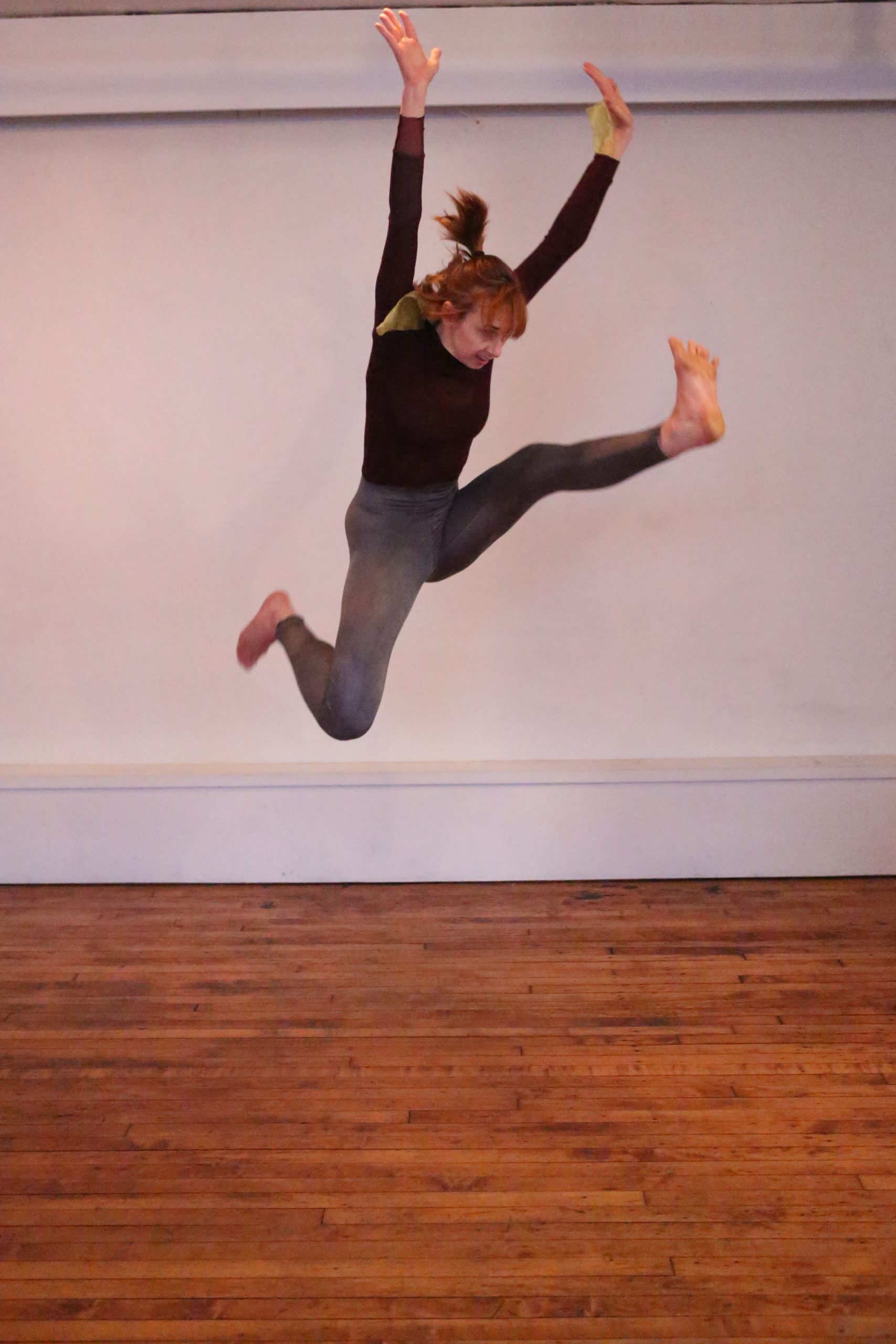 Emily Vetsch dancing in studio